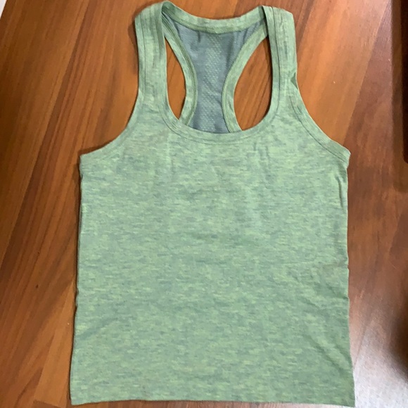 Lululemon swiftly 2.0 race length tank - Picture 3 of 7